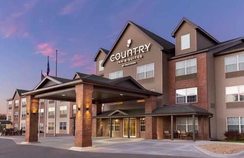 Rochester Hotel | Country Inn & Suites by Radisson, Rochester South, MN