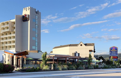 Dilworth Mountain Estates Hotel | Best Western Plus Kelowna Hotel & Suites