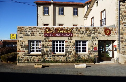 Saint-Haon Hotel | Hôtel Restaurant le Foirail