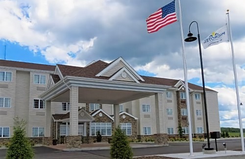 Clarion Hotel | Microtel Inn & Suites by Wyndham Clarion