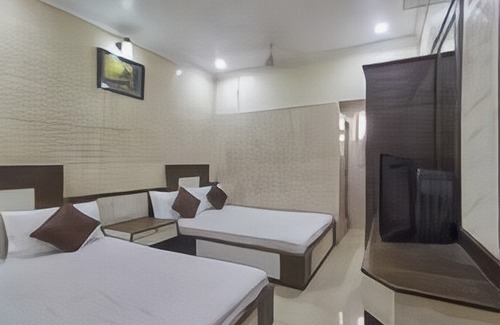 Mumbai Central Hotel | Plaza Guest House