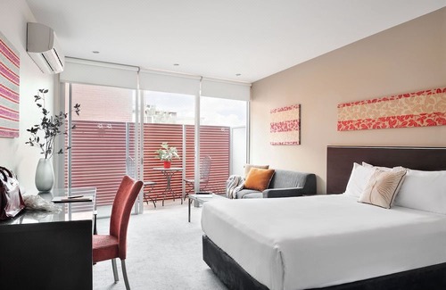Williamstown Hotel | Punthill Williamstown