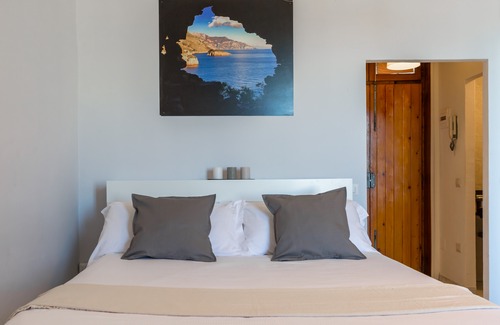 Mergellina Hotel | Seaview Apartment in Posillipo