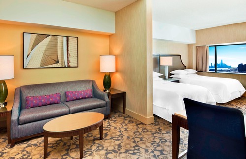 Weehawken Hotel | Sheraton Lincoln Harbor Hotel