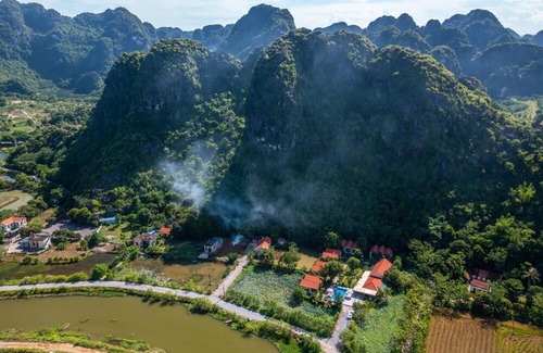 Hoa Lu Hotel | Trang An Retreat
