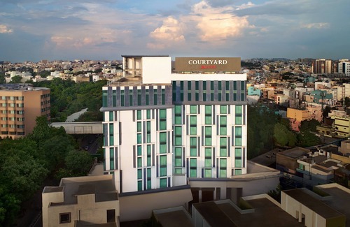 Hyderabad Hotel | Courtyard by Marriott Hyderabad