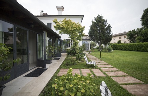 Passirano Hotel | Villa Franca in Franciacorta