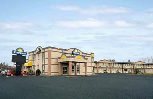Brockville Hotel | Days Inn by Wyndham Brockville