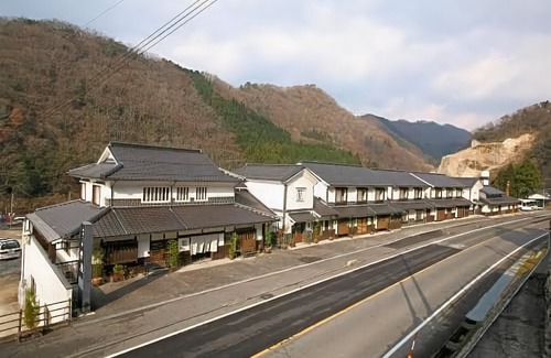 Maniwa Hotel | Yubaranoyado Komeya