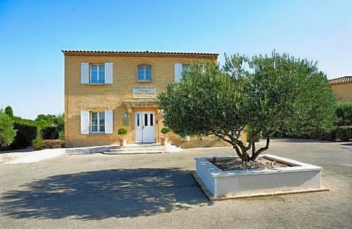 Vedene Hotel | Residhotel Golf Grand Avignon