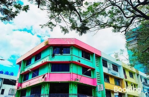 Downtown Kota Kinabalu Hotel | Step-in Lodge