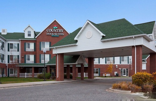 Hermantown Hotel | Country Inn & Suites by Radisson, Duluth North, MN
