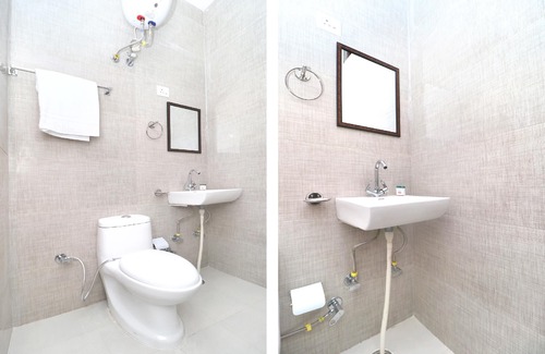 Sector 45 Hotel | OYO 33475 Hotel Orient View