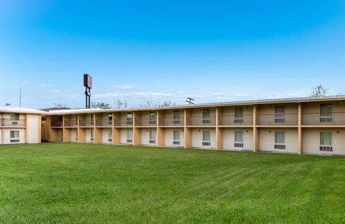 Binghamton Hotel | Econo Lodge Inn & Suites Binghamton