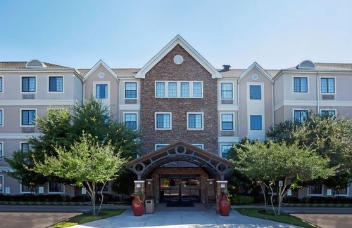 Gateway Hotel | Sonesta ES Suites Austin the Domain Area
