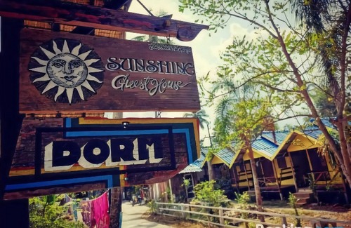 Bai Lan Hotel | Cafe del Sunshine