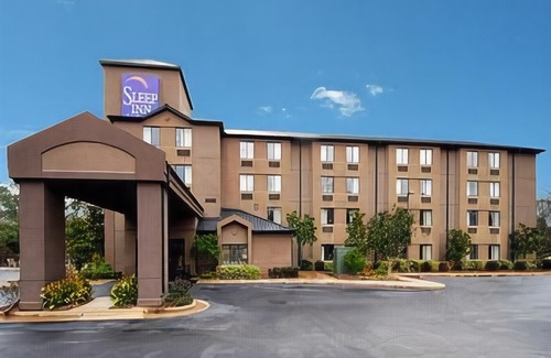 Columbus Hotel | Sleep Inn & Suites Columbus State University Area