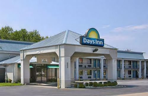 North Little Rock Hotel | Days Inn by Wyndham N Little Rock East