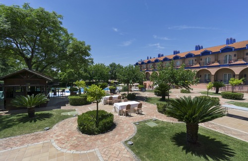 Cabra Hotel | MS Fuente Las Piedras