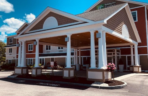 Rochester Hotel | Holiday Inn Express Hotel & Suites Rochester, an Ihg Hotel