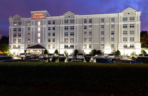 Southwest Raleigh Hotel | Hampton Inn & Suites Raleigh/Cary I-40 (Pnc Arena)