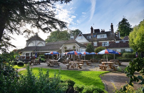 Kennington Hotel | The Conningbrook Hotel