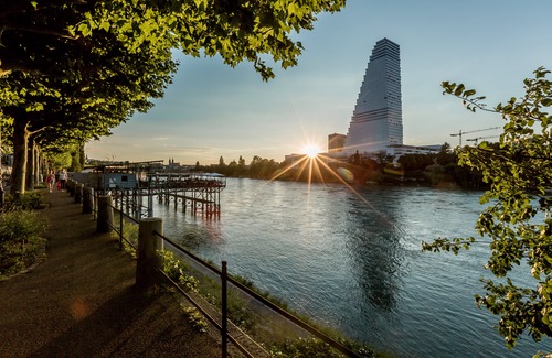 Breite Hotel | Dasbreitehotel am Rhein