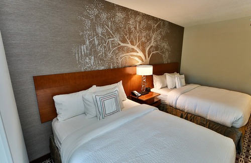 Savannah Hotel | Fairfield Inn & Suites by Marriott Savannah Midtown