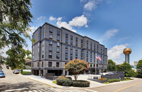 Fort Sanders Hotel | Cumberland House Knoxville, Tapestry Collection by Hilton