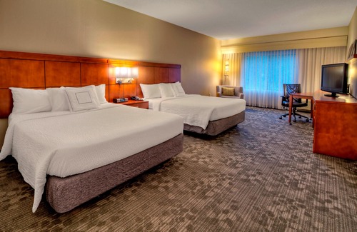 Burlington Hotel | Courtyard by Marriott Burlington