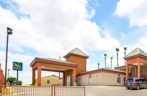 Eagle Pass Hotel | Econo Lodge Inn & Suites Eagle Pass