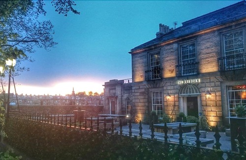 Stockbridge Hotel | The Raeburn