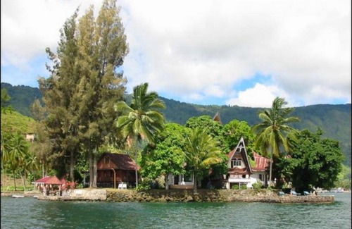 Ambarita Hotel | Tuk Tuk Timbul Bungalows