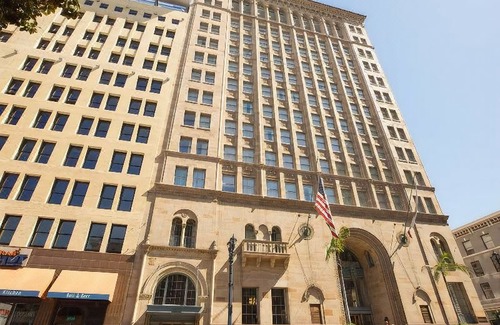 Civic Core Hotel | Courtyard by Marriott San Diego Downtown