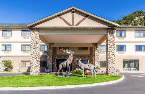 Eagle Hotel | Quality Inn & Suites Vail Valley