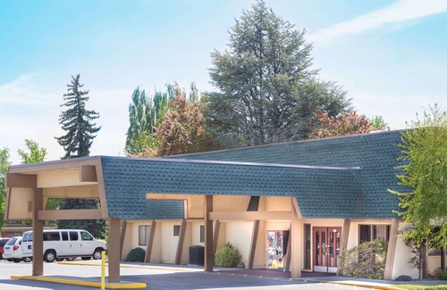 Klamath Falls Hotel | Days Inn by Wyndham Klamath Falls