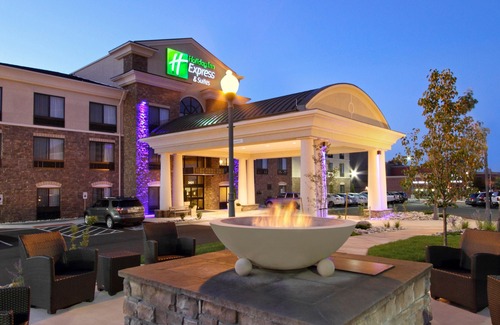 Colorado Springs Hotel | Holiday Inn Express - Colorado Springs - First & Main, an Ihg Hotel