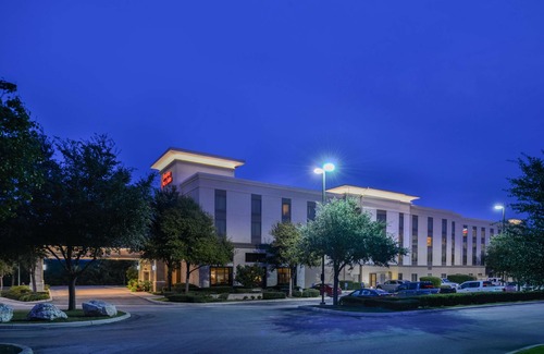 Schertz Hotel | Hampton Inn and Suites Schertz