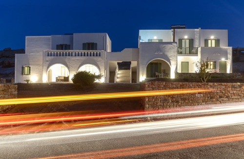 Agios Prokopios Hotel | Naxos Euphoria Suites