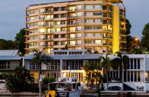 Cullen Bay Hotel | Cullen Bay Resort