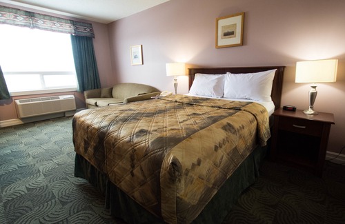 Edmonton Hotel | Nova Inn Acheson