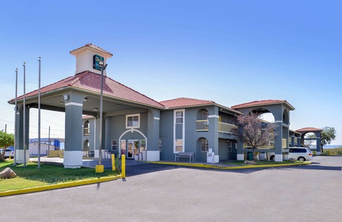 Van Horn Hotel | Quality Inn
