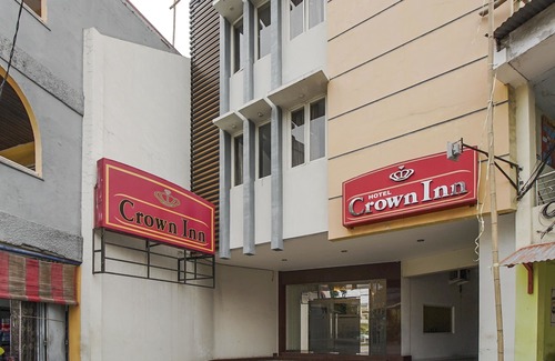 Makassar Hotel | RedDoorz Plus @ Karebosi Area 2