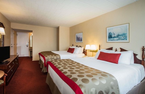 Ligonier Hotel | Ramada by Wyndham Ligonier