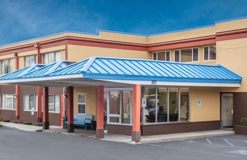 McKownville Hotel | Days Inn by Wyndham Albany Suny