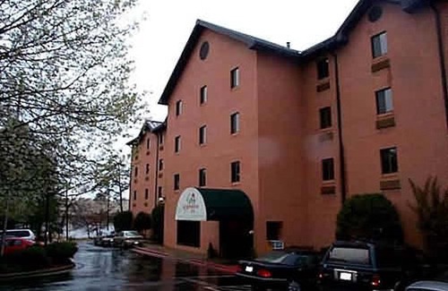 Little Rock Medical District Hotel | Guest Inn & Suites - Midtown Medical Center