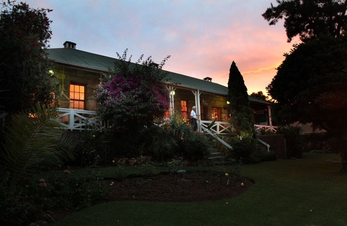 Emgwenya Hotel | Shamrock Arms Guest Lodge