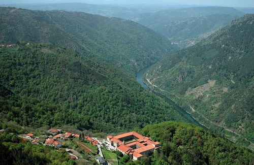 Santo Estevo de Ribas de Sil Hotel | Parador de Santo Estevo