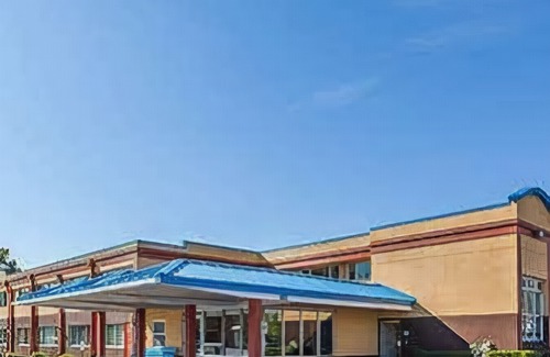 McKownville Hotel | Days Inn by Wyndham Albany Suny