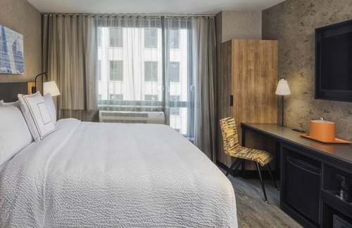 Financial District Hotel | Fairfield Inn & Suites by Marriott New York Downtown Manhattan/World Trade Center Area